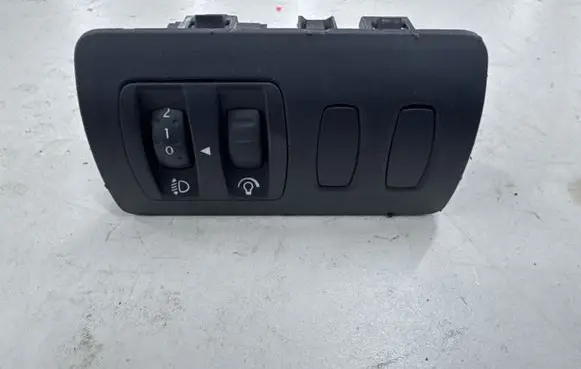 Renault Clio III Headlight level height control switch 88020005 08802012