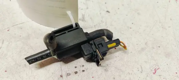 Jaguar XF X250 Turbo solenoid valve 70243600 10T166