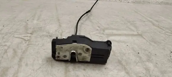 Tesla Model S Front door lock 600891300c