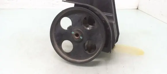 Peugeot 206 Power steering pump 9631411580 26064217