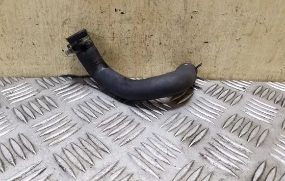 Subaru Outback Engine coolant pipe/hose