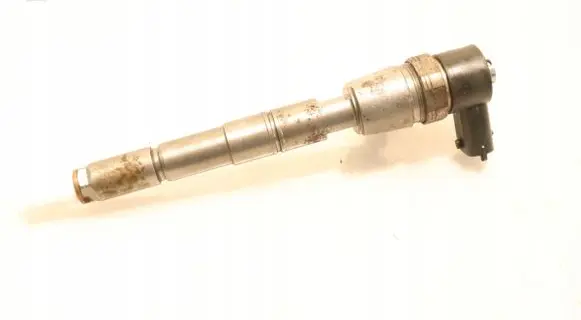 Opel Insignia A Fuel injector 0445110327