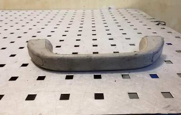 Opel Frontera B Front interior roof grab handle