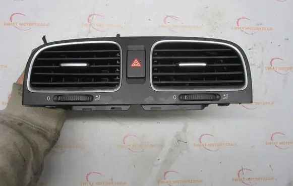 Volkswagen Golf VI Dash center air vent grill 5K0815736C