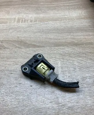 Toyota RAV 4 (XA30) Airbag deployment crash/impact sensor 8917345050