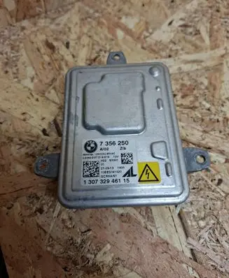 BMW 3 E92 E93 Headlight ballast module Xenon 7356250 130732946115