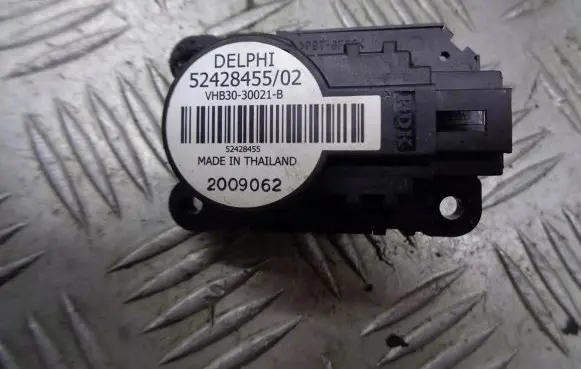 Opel Insignia A Central body control module 52428455
