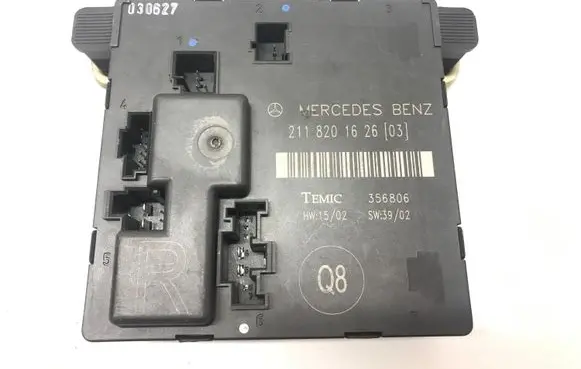 Mercedes-Benz E W211 Door control unit/module 2118201626 211820162603