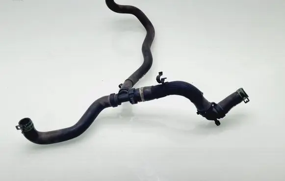 Renault Megane III Engine coolant pipe/hose 1800429215