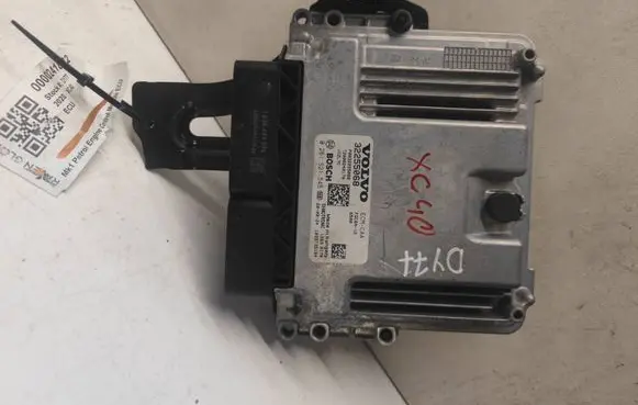 Volvo XC60 Engine control unit/module 32255068 0261S21545 T2008240170