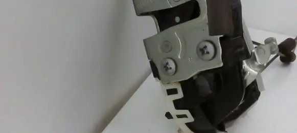 Subaru XV Rear door lock