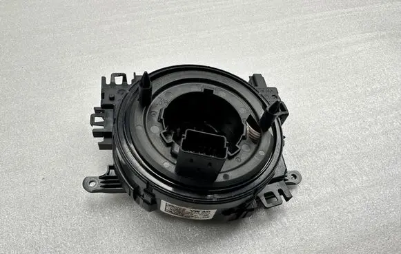 Skoda Octavia Mk3 (5E) Airbag slip ring squib (SRS ring) 5Q0953569A