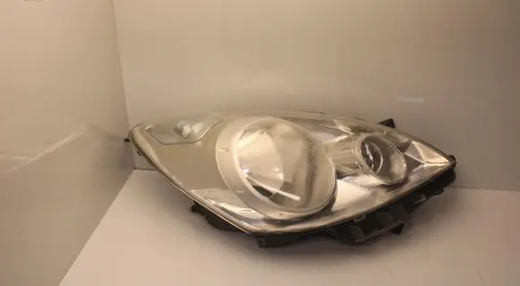 Nissan Note (E11) Headlight/headlamp