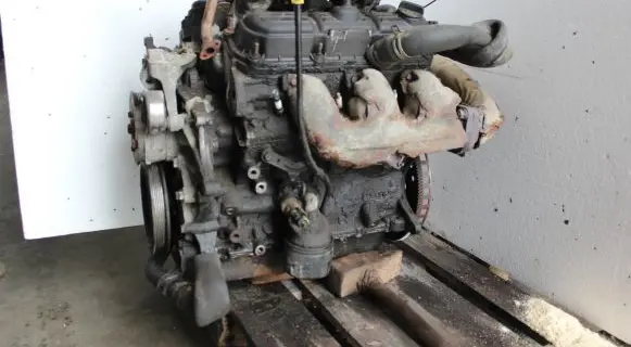 Chrysler Town & Country IV Engine P04666619AA TPTE1277602469
