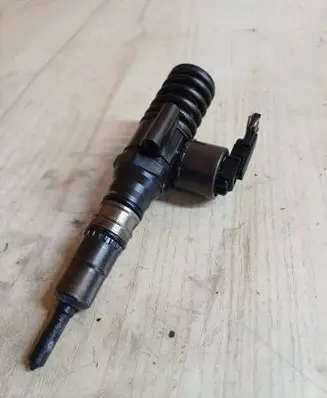 Mitsubishi Outlander Fuel injector 0414720404