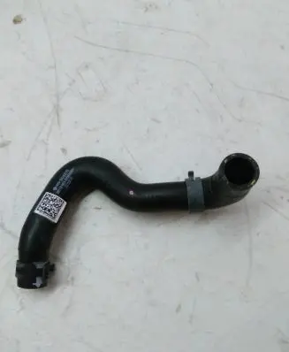 Audi A4 S4 B9 Engine coolant pipe/hose 8W0122448A