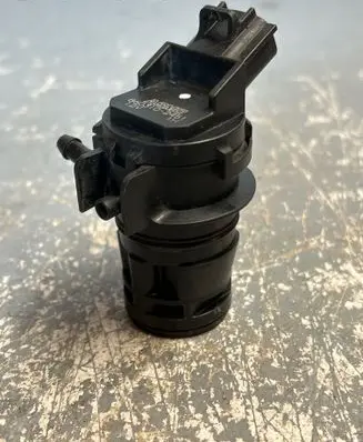 Mazda 6 Windscreen/windshield washer pump 8603102451