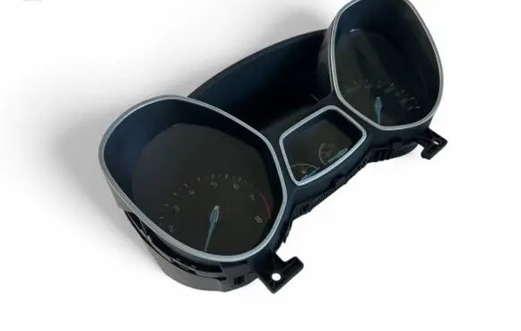 Ford Focus Speedometer (instrument cluster) F1ET10849BJK
