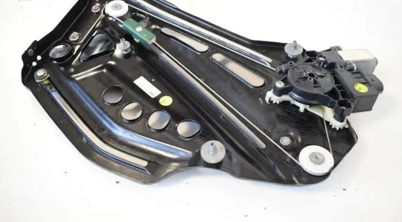 Audi A3 S3 8V Rear door window regulator with motor 8V7839397