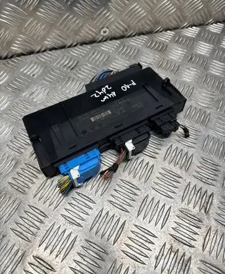 BMW 5 F10 F11 Comfort/convenience module 10681810 8356562707 9312764