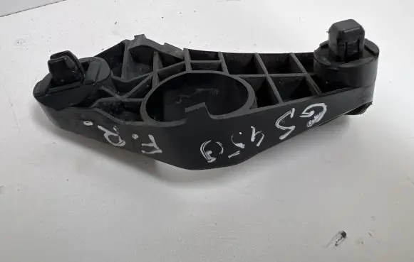 Lexus GS 300 350 430 450H Front bumper mounting bracket