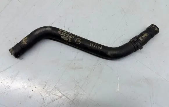 Volkswagen Jetta VI Engine coolant pipe/hose 5C0122447F