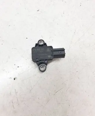 Audi A4 S4 B7 8E 8H Airbag deployment crash/impact sensor 8P0955557 6332DRB4048