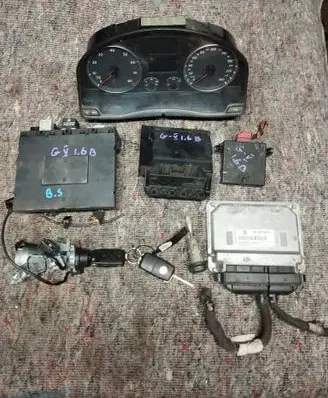 Engine ECU kit and lock set