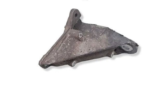 Audi A6 S6 C5 4B Gearbox mounting bracket 8D0399113AH