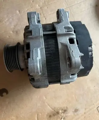 Volvo S60 Generator/alternator 31489212 0125812076