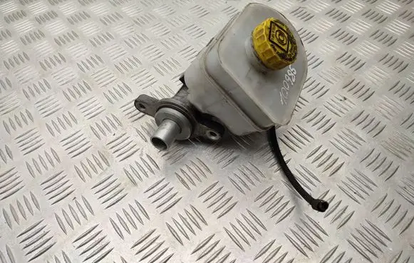 Iveco Daily 6th gen Master brake cylinder 0204Y24459