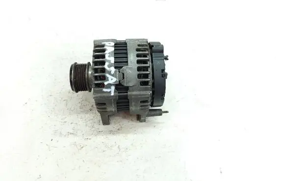 Volkswagen Golf VI Generator/alternator 03G903023