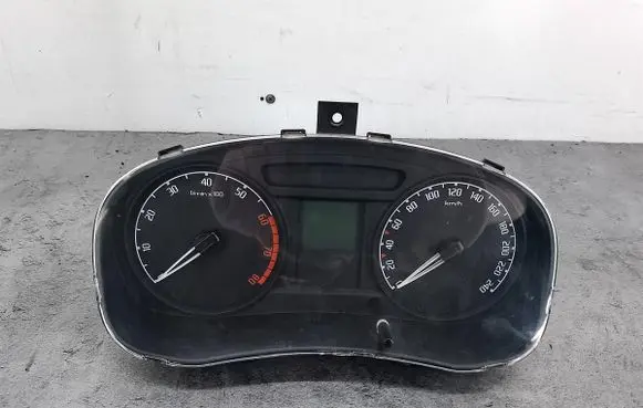 Speedometer (instrument cluster)