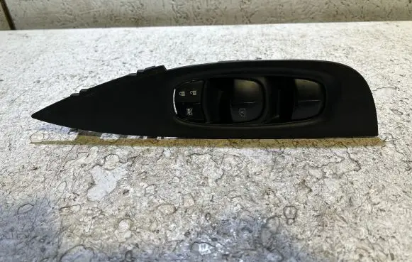 Nissan Qashqai Electric window control switch 809814EH0AX