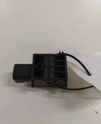 Hyundai Santa Fe Airbag deployment crash/impact sensor 959202B000