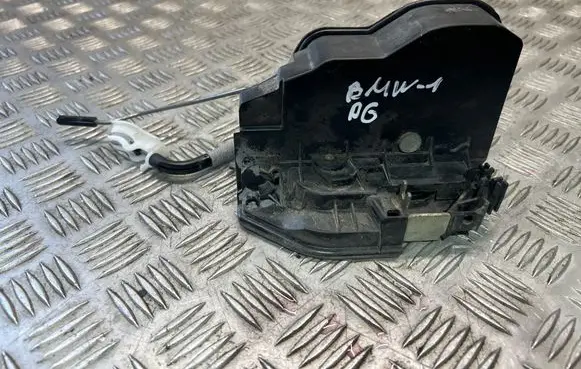 BMW 1 E81 E87 Rear door lock 7202148
