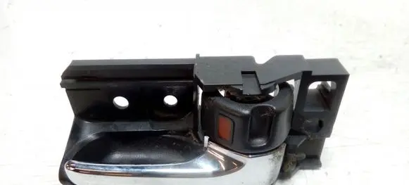 Toyota Avensis T250 Front door interior handle