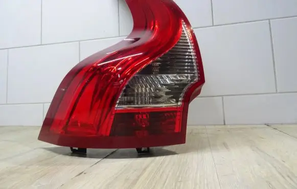 Volvo XC60 Rear/tail lights 31323034