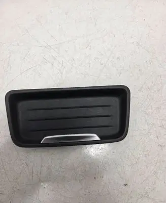 BMW 3 F30 F35 F31 Cup holder front 162083 9232068 5116