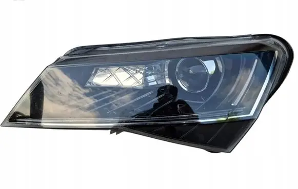 Skoda Superb B8 (3V) Headlight/headlamp 3V1941015B
