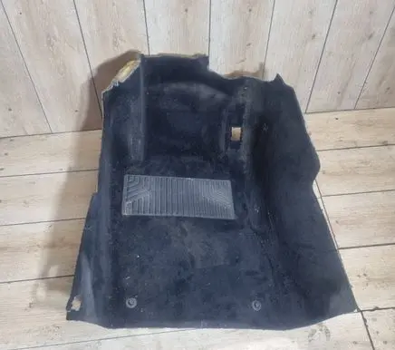 Mercedes-Benz E W211 Front floor carpet liner A2116800140 L110074