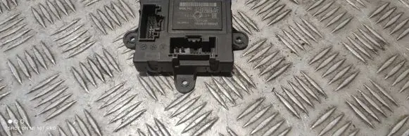 Volvo XC60 Door control unit/module 31343025
