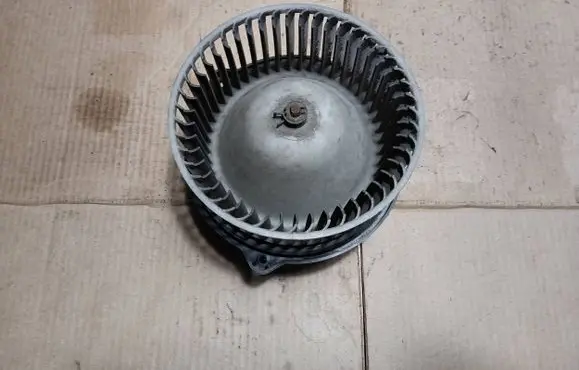 Mitsubishi Galant Heater fan/blower 1940000240