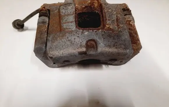 Front brake caliper
