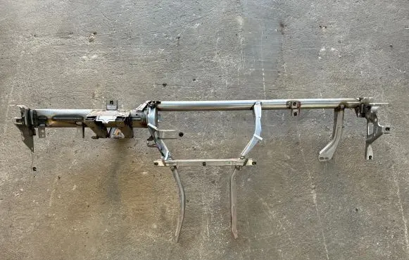 Volkswagen Golf VII Dashboard cross member/frame bar VwB105855 0724