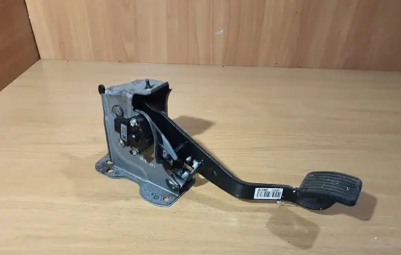 Clutch pedal