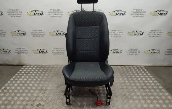 Mercedes-Benz A W169 Front driver seat 
