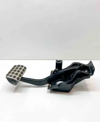 Mercedes-Benz SL R230 Brake pedal 2202901119 A2202901119