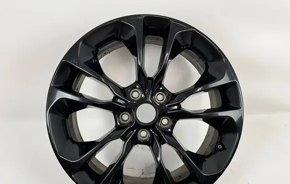 R20 alloy rim