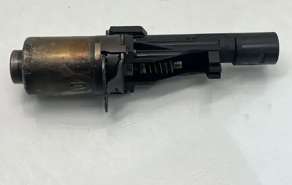 BMW 1 E82 E88 Valve oil control 7603979
